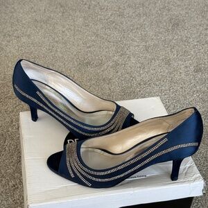Women’s shoes